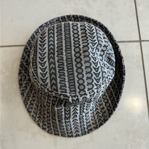 MARC JACOBS Monochrome Women Bucket Hat